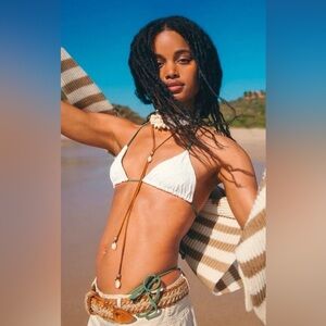 FREE PEOPLE - Katie Leather Shell Choker